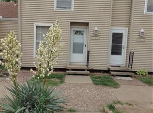 8059 N Stoddard Ave, Kansas City, MO 64152