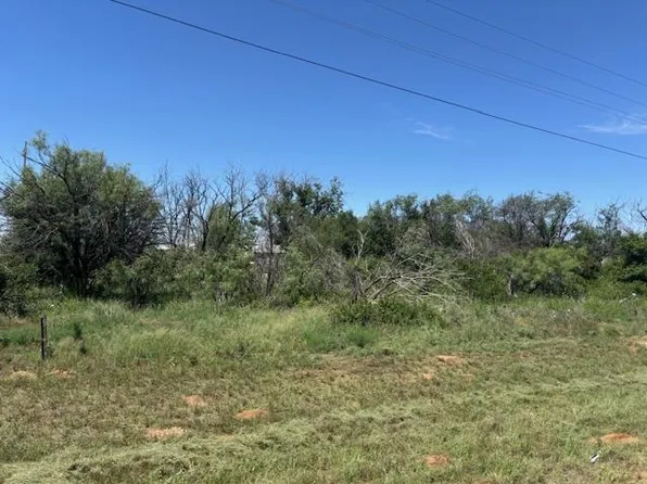 106 W 2nd St, Forsan, TX 79733