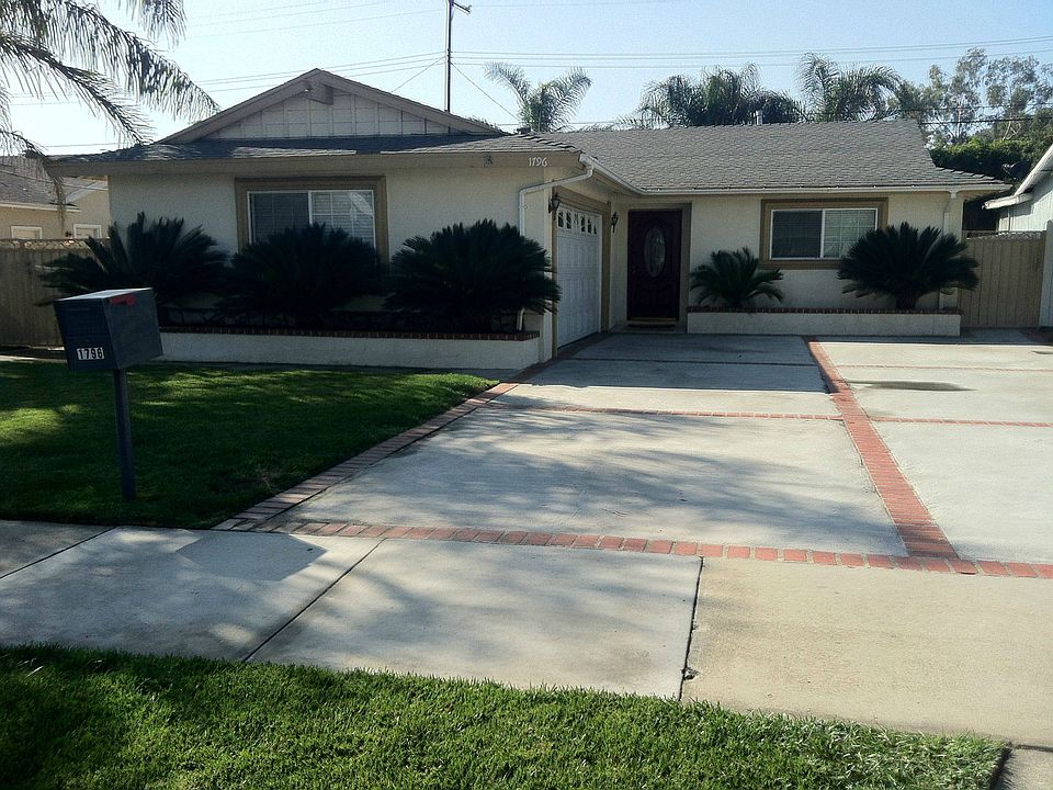 1st image of 1796 E Granada Ct