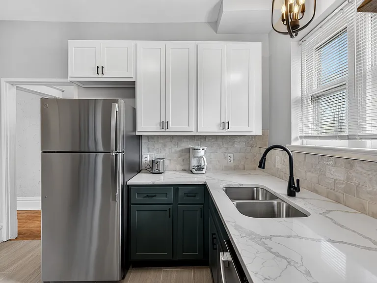 3605 Cambridge Ave — Photo 16