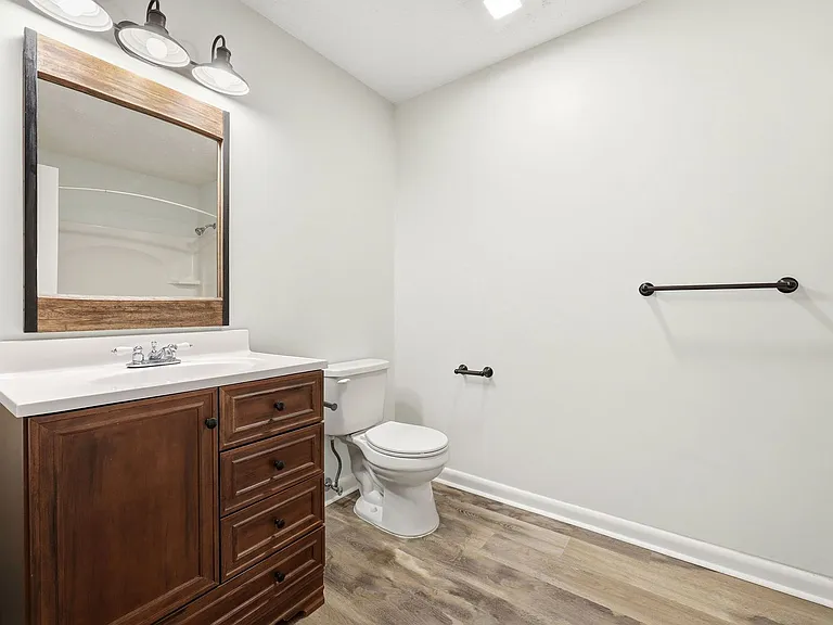 1104 Nan St — Photo 15