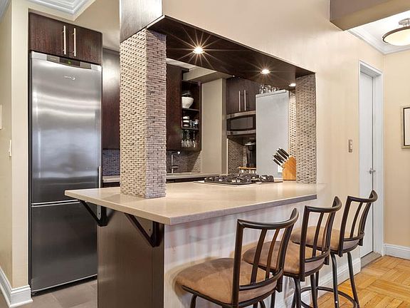 3rd image of 288 Lexington Ave APT 8B