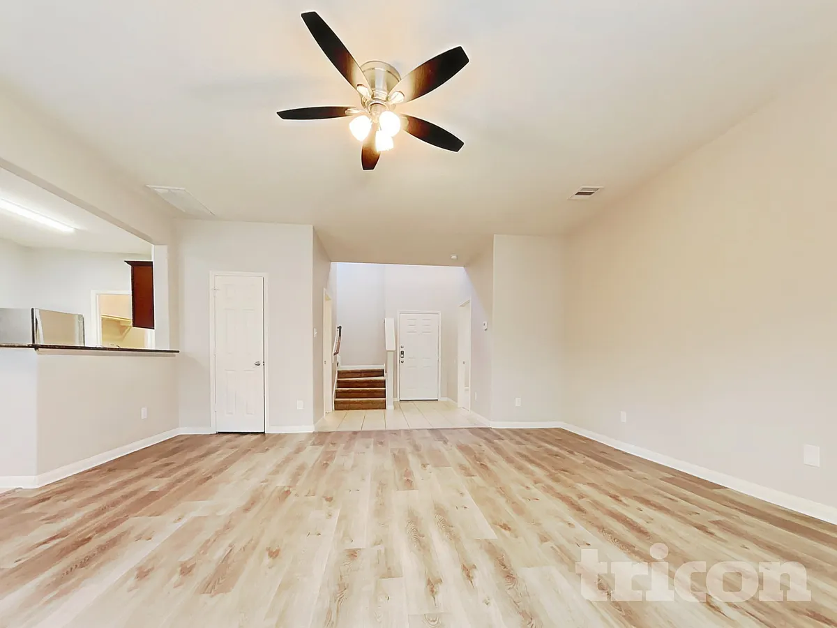 Building Photo - 30906 Sweetwater Cir