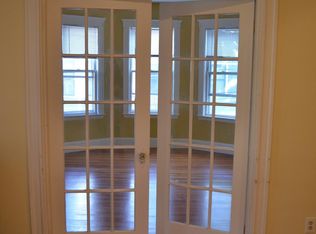 33 Elm St, Brookline, MA 02445