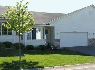 8002 Marsh Run Ct, Rockford, MN 55373