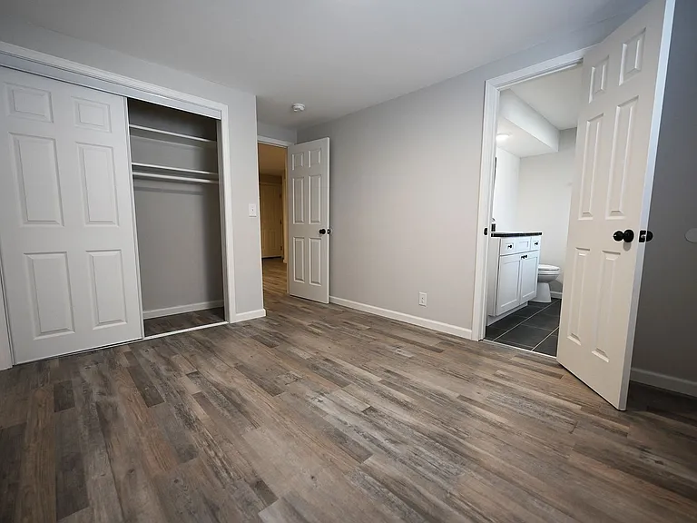 227 Hillside Cir — Photo 10