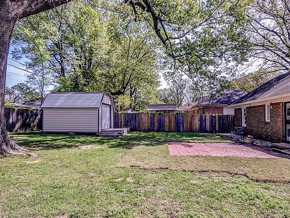3rd image of 5056 Wingdale Rd