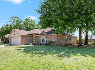 1820 Zion Pl, Edmond, OK 73003