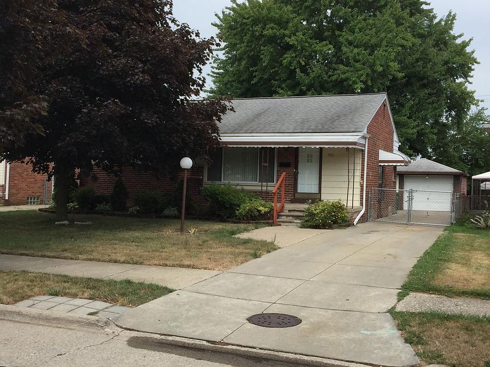1st image of 486 Arcola St
