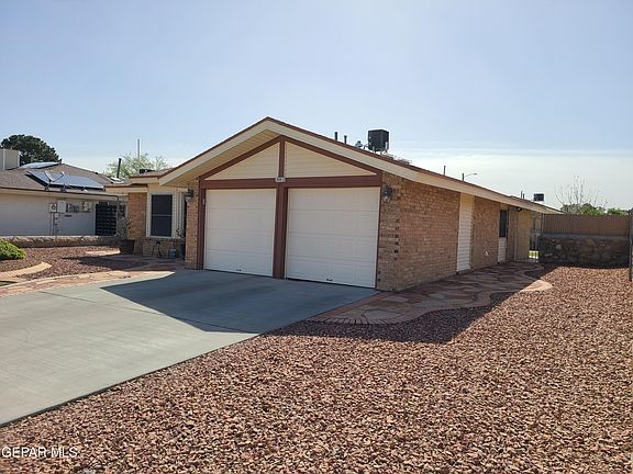 2nd image of 806 Mont Blanc Dr
