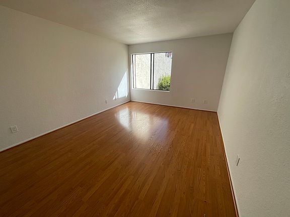 4th image of 8418 New Salem St