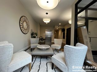 1 Everett St #207, Allston, MA 02134
