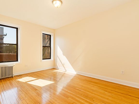 5th image of 135 Clarkson Ave #Ab3