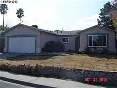 30 Oakbrook Pl photo 1