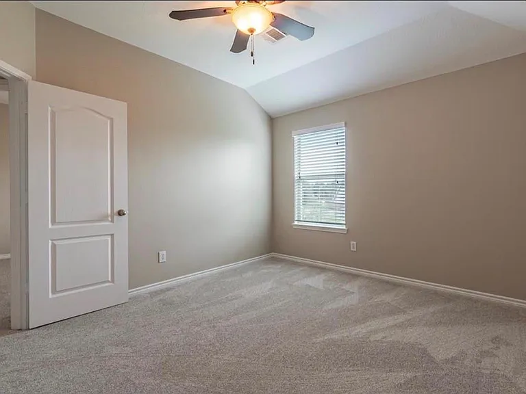 2535 Flycatcher Cove Dr — Photo 18
