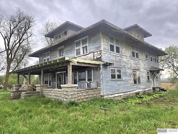 2nd image of 1114 Highway 75