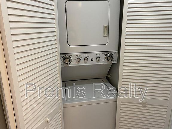 5th image of 2360 Maben Cir #Q3-1