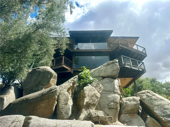 17115 Ranchero Rd, Riverside, CA 92504