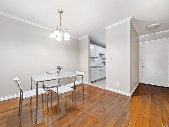 3rd image of 20134 Leadwell St Unit 169