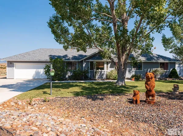 1840 Long Ct, Gardnerville, NV 89410