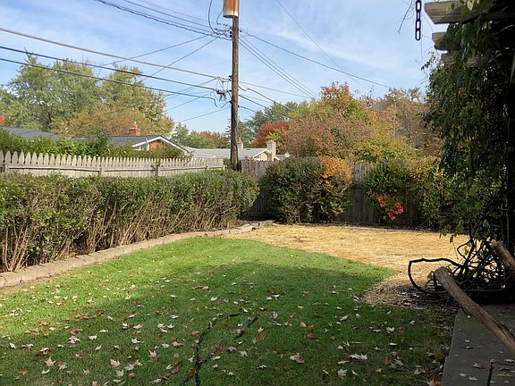 3rd image of 33455 Elgin Ct