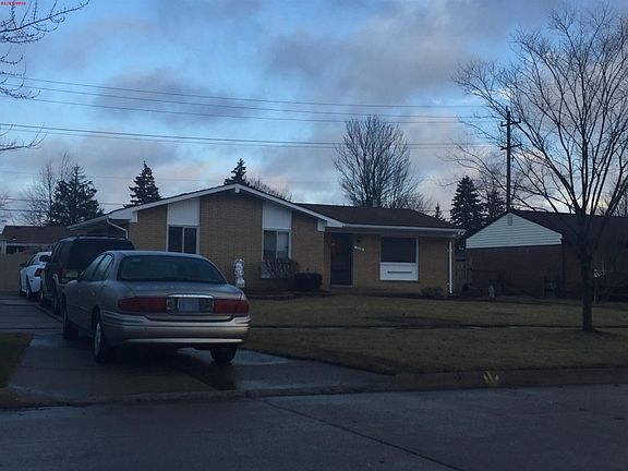 3rd image of 41826 McBride Ave