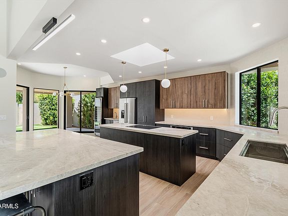 5th image of 8565 E VISTA DEL LAGO -- N