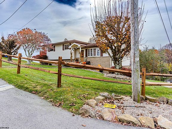 4th image of 102 Lakeview Dr