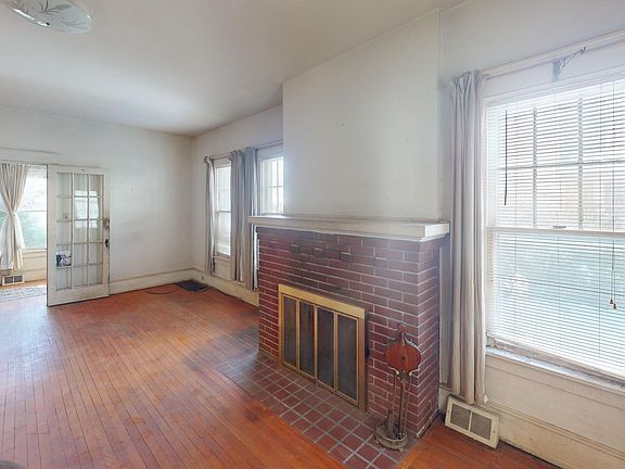 5th image of 1312 Hepburn St