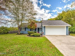3403 Russellwood Dr, Rockford, TN 37853