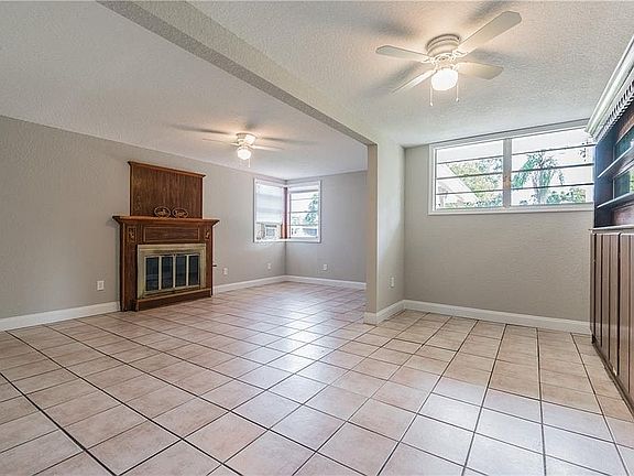 3rd image of 1310 Waikiki Way