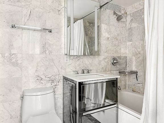 5th image of 161 W 16th St APT 5F