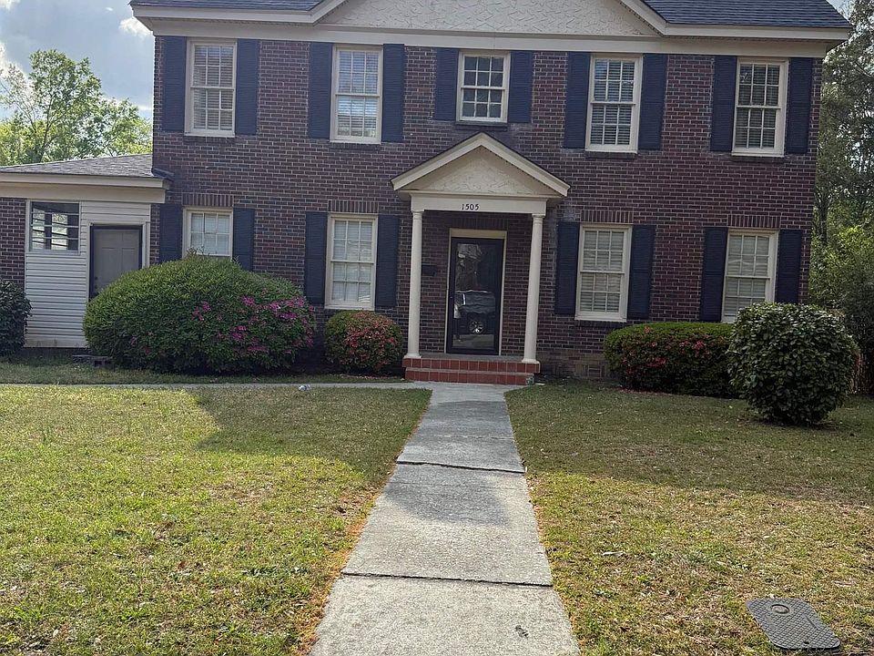 1st image of 1505 Maple St