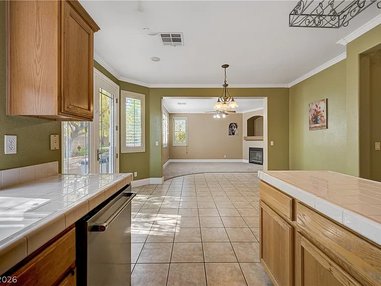 3412 Mountain Park St — Photo 16