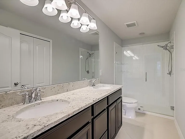 2136 Lennox Dale Ln — Photo 7