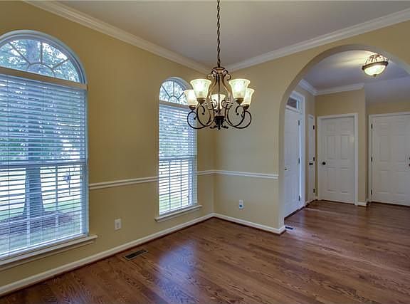 3rd image of 5708 Traceside Dr
