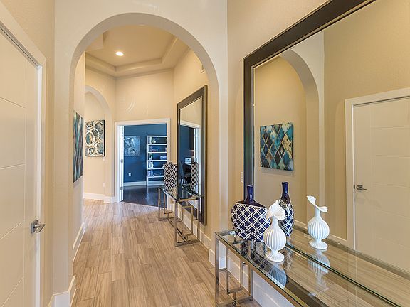 4th image of 5516 Gooding Dr