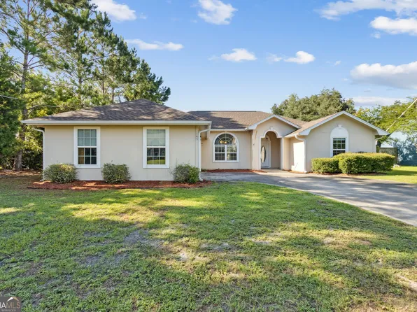 143 Lake Manor Dr, Kingsland, GA 31548