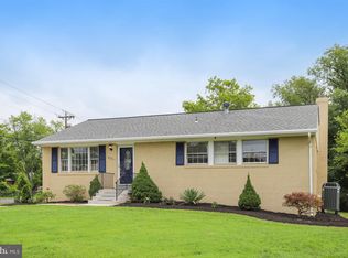 5701 Ottawa Rd, Centreville, VA 20120