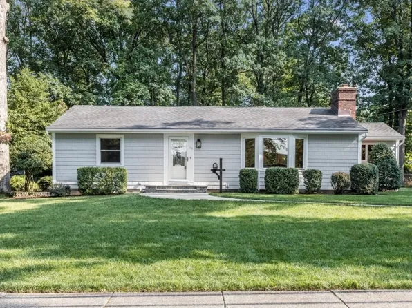 56 Ryerson Ave, Caldwell Boro Twp., NJ 07006