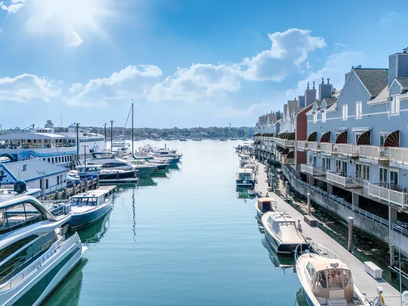 103 Chandlers Wharf #103, Portland, ME 04101