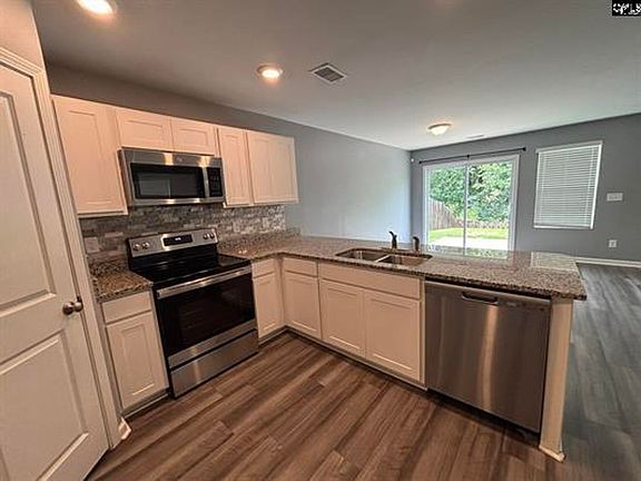 5th image of 120 Kings Parish Ct