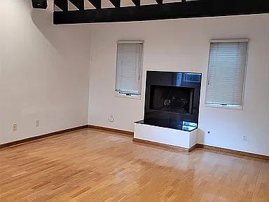 4th image of 6212 Karen St