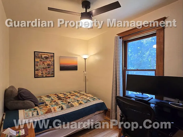817 Stryker Ave — Photo 14