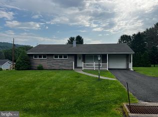 27 King Dr, Lewistown, PA 17044
