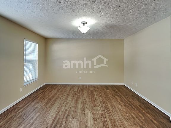 5th image of 5954 Courtney Pl