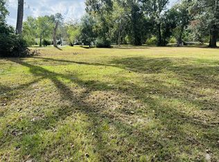 Clarence St, Dayton, TX 77535