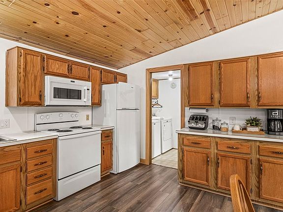 4th image of 1392 7th Street