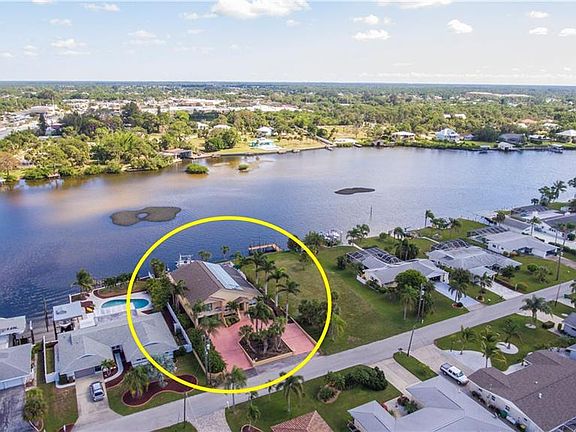 2nd image of 1439 Deer Creek Dr