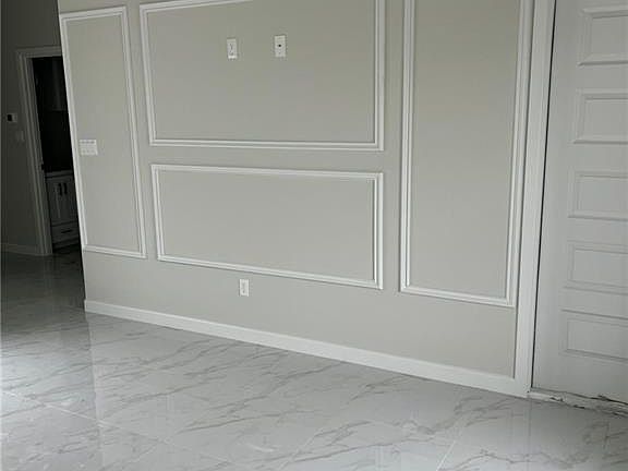 3rd image of 3608 E Diamondhead Ave